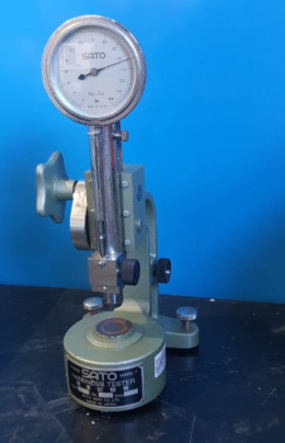 a shoa hardness meter