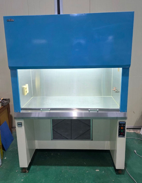 CLEAN BENCH
