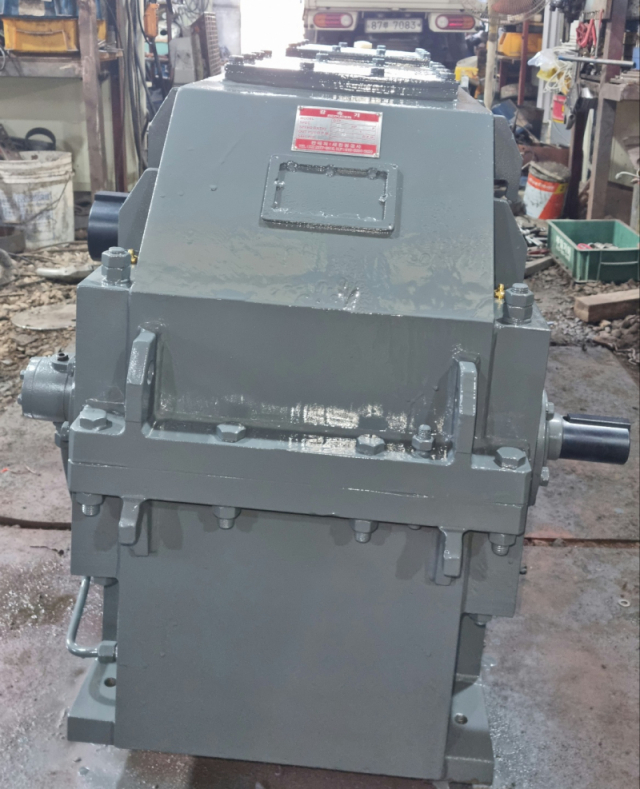 기어박스감속기 (75HP, 1/40, 제일엔지니어링) 제품 이미지