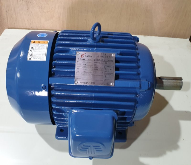 모터 (7.5HP, 4P, 220/380V, 효성) 제품 이미지