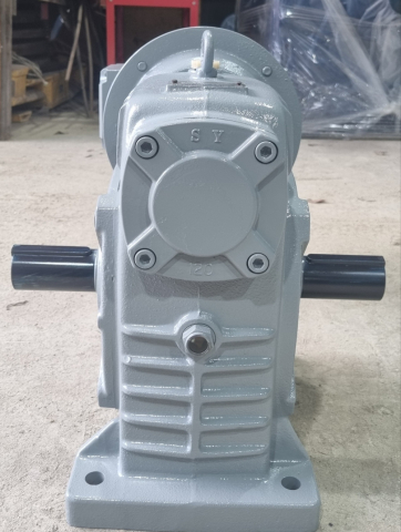 웜감속기 브레이크 모터 (3HP, 1/60, 120형, 상형, WUM, 삼양감속기) 제품 이미지