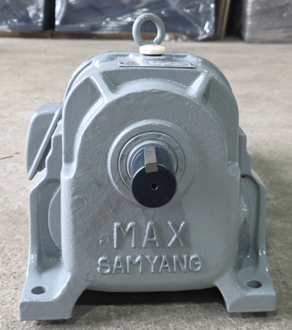 Gear Reducer Brake Motor (Type 153, 2HP, 1/30, Samyang Reducer, Brake Attached) Product Image
