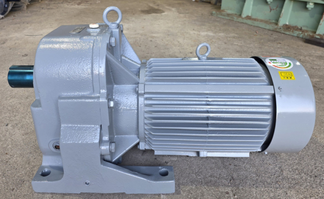기어드감속기모터 (270형, 20HP, 1/20, 삼양감속기) 제품 이미지