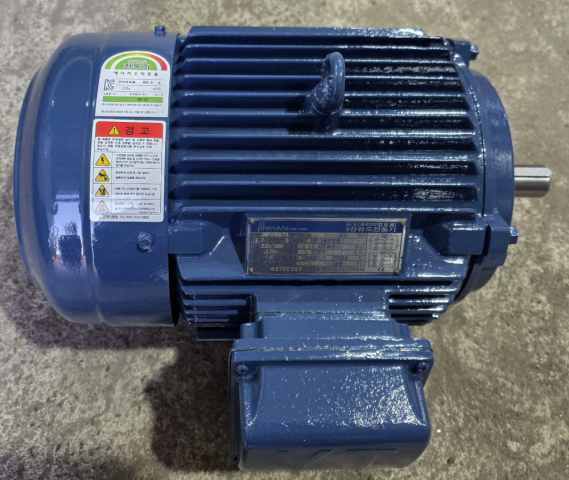 모터 (5HP, 4P, 220V/380V, 중국제, 상태 양호) 제품 이미지