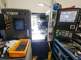 [CNC선반] Lynx2100 2024년식 6인치 JB척 컨디션 최상 판매합니다