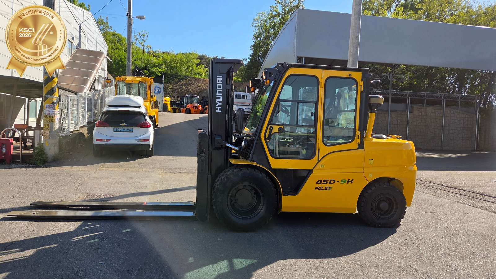 Hyundai 4.5 Ton Used Forklift [45D-9K] / 15th Year / Auto Lift, Tilt, Cab, Engine & Transmission in
