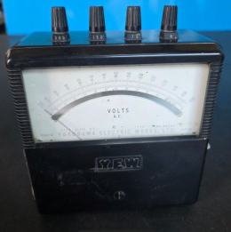 AC VOLT METER