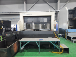 [김포 현장사용중 매각] 위아수평머시닝센터 KH80G 2013년