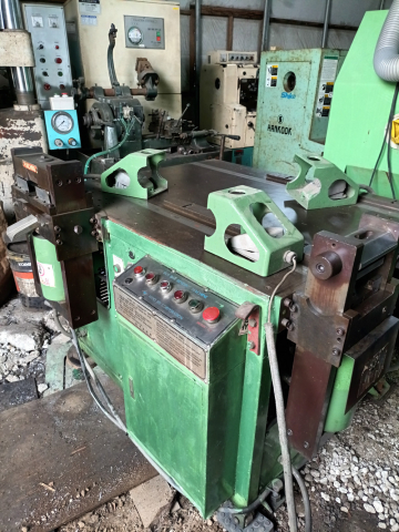 부스바가공기 우진정공