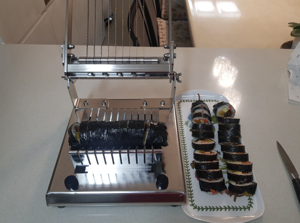 세정이 간편한 수동 스테인리스 김밥절단기