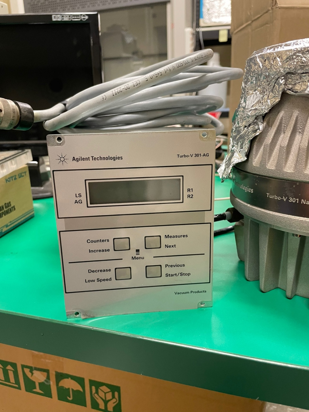 TMP] Turbo Molecular Pump, 터보 분자 펌프(파워 컨트롤러 포함) | [중고] 전기 · 전자 · 반도체 ...