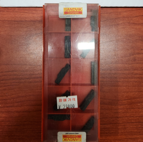 샌드빅 홈팁 6T N123K2-0600-0008-TM / 4225 강, 주물용