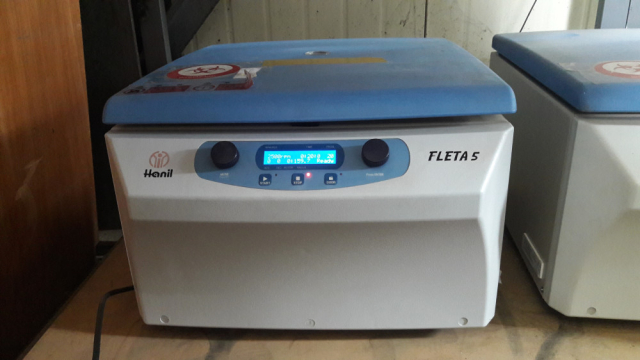 원심분리기, 한일, Fleta 5(2대), RPM  5,500, Temp 상온, Rotor 스윙 제품 이미지