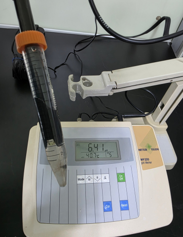 METTLER TOLEDO MP220 pH Meter 제품 이미지