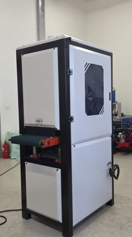 우성테크산업 벨트식 평면 연마기 산업용 샌딩기 제품 이미지