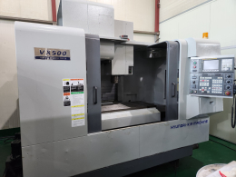 현대위아 5호 VX500 수직머시닝센터 2008년식