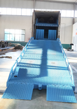 Mobile dock loading dock forklift ramp 6 ton pullout 3 stage loading and unloading platform split folding container ladder logistics courier freight up and down6 이미지
