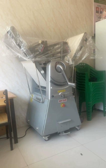 파이롤러 1100W 크루아상 제빵 파스타 페스츄리 수제비 반죽 롤러 베면 빵반죽기 크로플 도우 베이커리 베이킹 피자 생지 카페