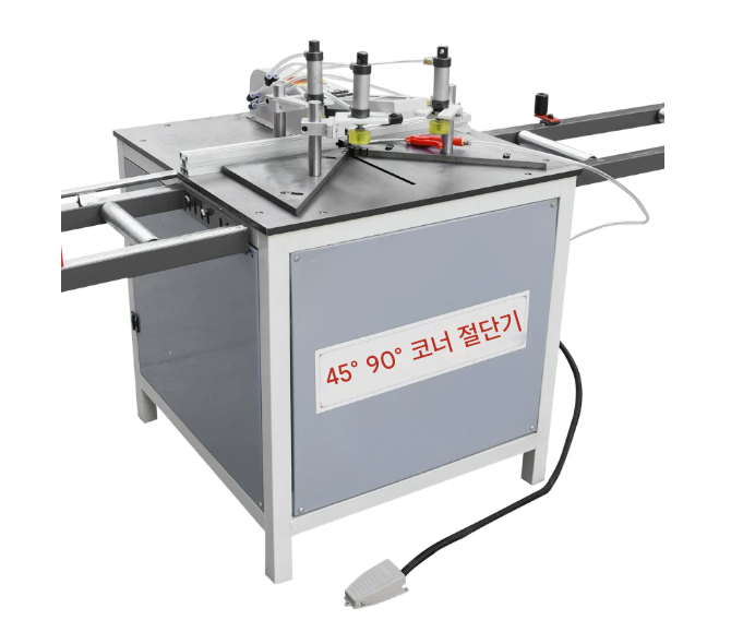 샤시 절단기 405mm 코너 절단기 3KW 16인치 커팅기 45도 알루미늄 절단 공압 톱기계 프로파일 재단기 고정밀 건축 가공