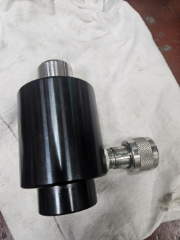 Hydraulic Drilling Ram / Lightweight & Compact