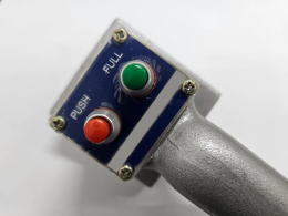 Hydraulic punching switch handle assembly