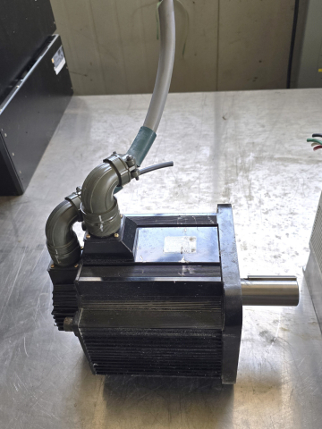 YASKAWA 3Kw 서보 모터 드라이버 세트 (SGDM-30AC / SGMGH-30ACB61) 제품 이미지