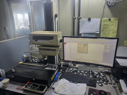 Mitutoyo Contour Measuring Machine