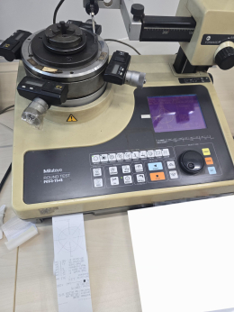 Mitutoyo Roundness Measuring Instrument