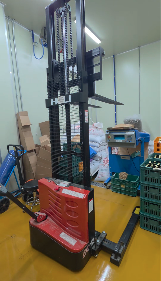 블랙드래곤 확장형 전동 포크리프트 쌍용리프트 CDD-1230W 제품 이미지 3