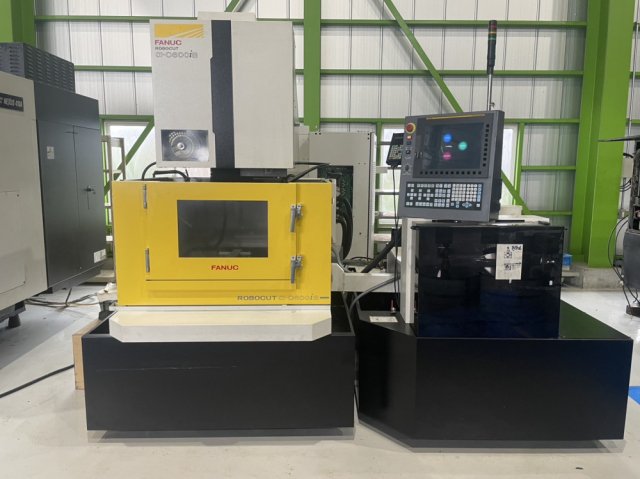 화낙와이어컷팅기