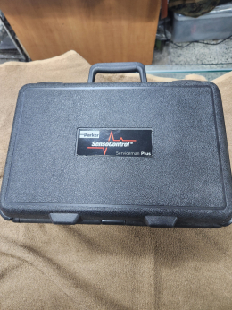 Parker SensoControl ServiceMan Plus Portable Pressure Gauge Set