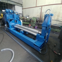 Bending roller, roll bender, roller bending machine