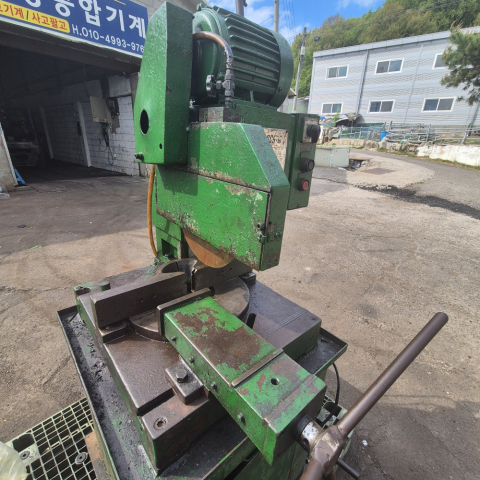 원형톱기계 제품 이미지