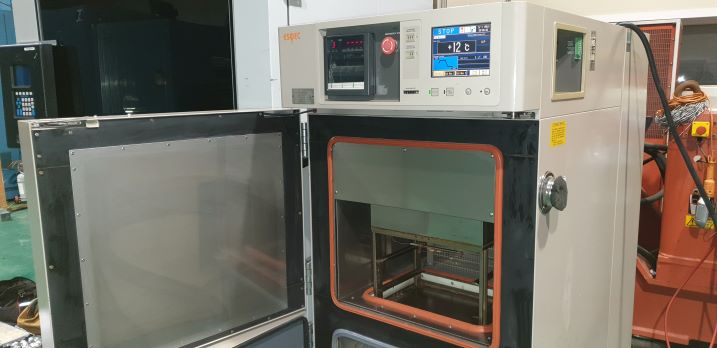 TSE11 ELEVATION TYPE 열충격 시험기 수직 2ZONE 제품 이미지