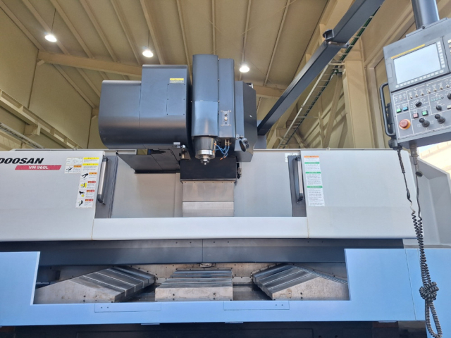 두산 9.6호 머시닝센터 VM960L 중고머시닝센타