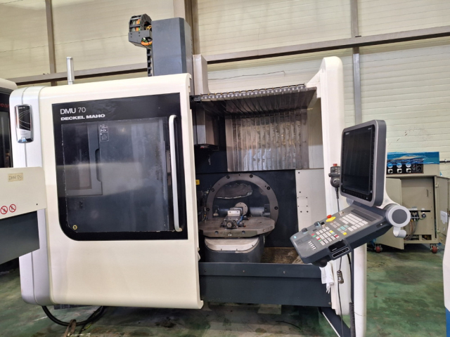 DMG MORI 5축가공기 DMU70 중고5축가공기, 5축머시닝센터