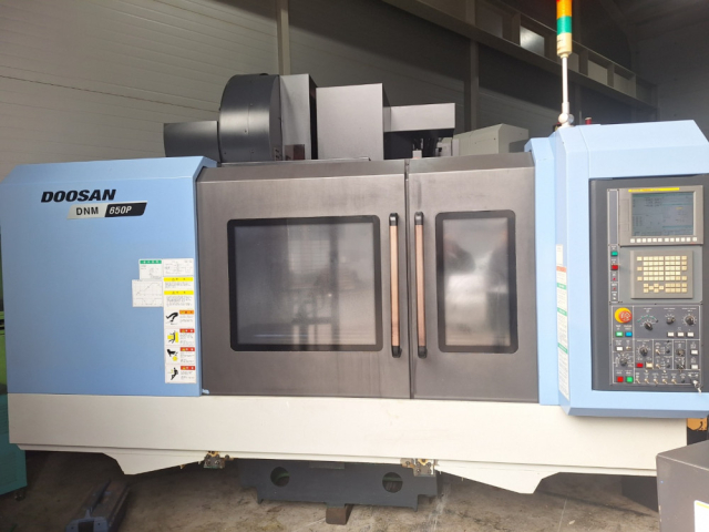 두산 6.5호 머시닝센터 DNM650P 중고머시닝센타