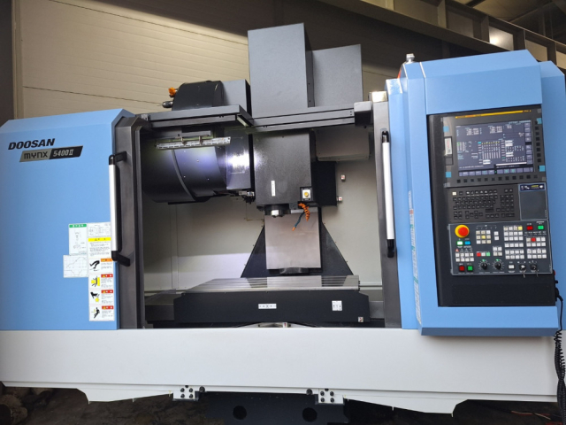 두산 5.4호 머시닝센터 MYNX5400Ⅱ 중고머시닝센타