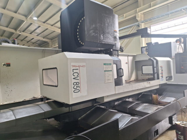 스맥 8.5호 머시닝센터 LCV850 중고머시닝센터