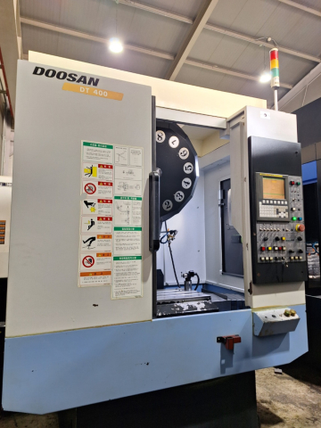 두산 탭핑센터 DT400/12K 중고탭핑센터