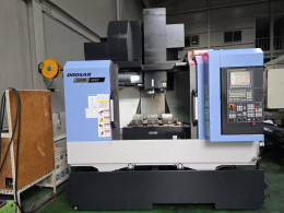 Doosan No.4 Machining Center DNM400Ⅱ Used Machining Center