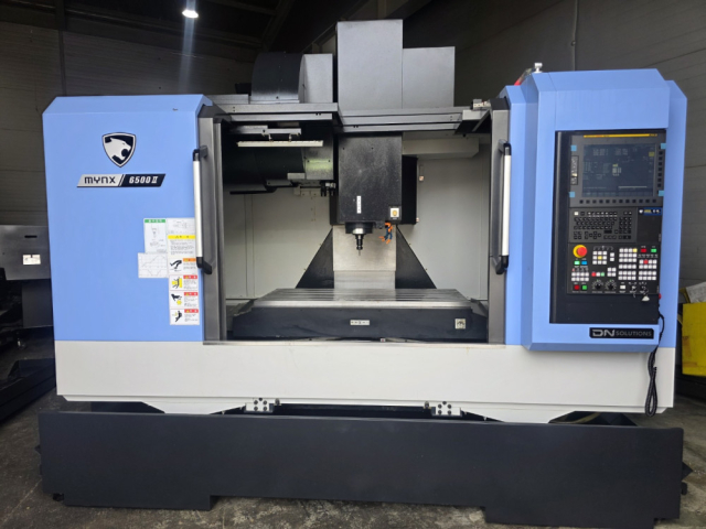 디엔솔루션즈(두산) 6.5호 머시닝센터 MYNX6500Ⅱ 중고머시닝센타