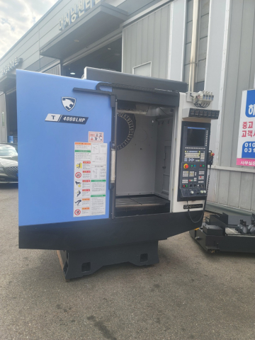 디엔솔루션즈(두산) 탭핑센터 T4000LHP/12K 중고탭핑센타