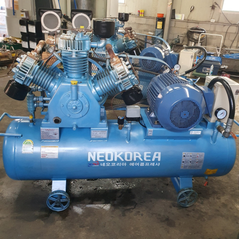 네오코리아 NKP-20 산업용 에어컴프레서 15kW 380V 20마력 제품 이미지