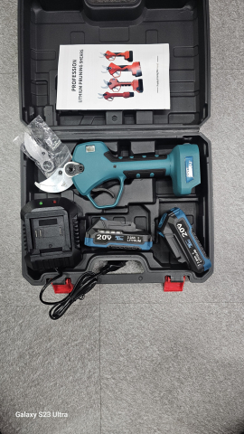 충전 전지가위 제품 이미지