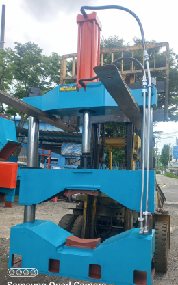 1400W Hydraulic Press