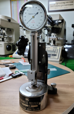 Showa Hardness Tester Product Image 2