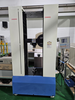 만능재료시험기 (UNIVERSAL TESTING MACHINE) (10ton)