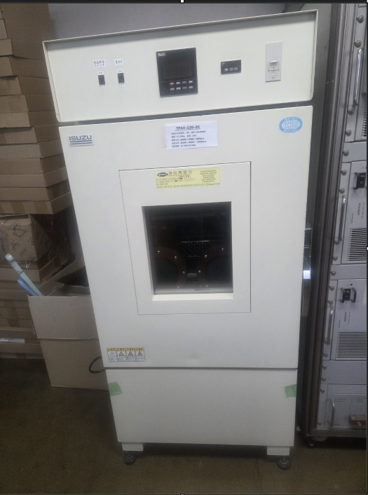 항온항습기(High Temp-Humidity  Chamber)중고항온항습기 제품 이미지