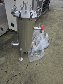 Filter Housing, 10-Cartridge, Condition Near-New